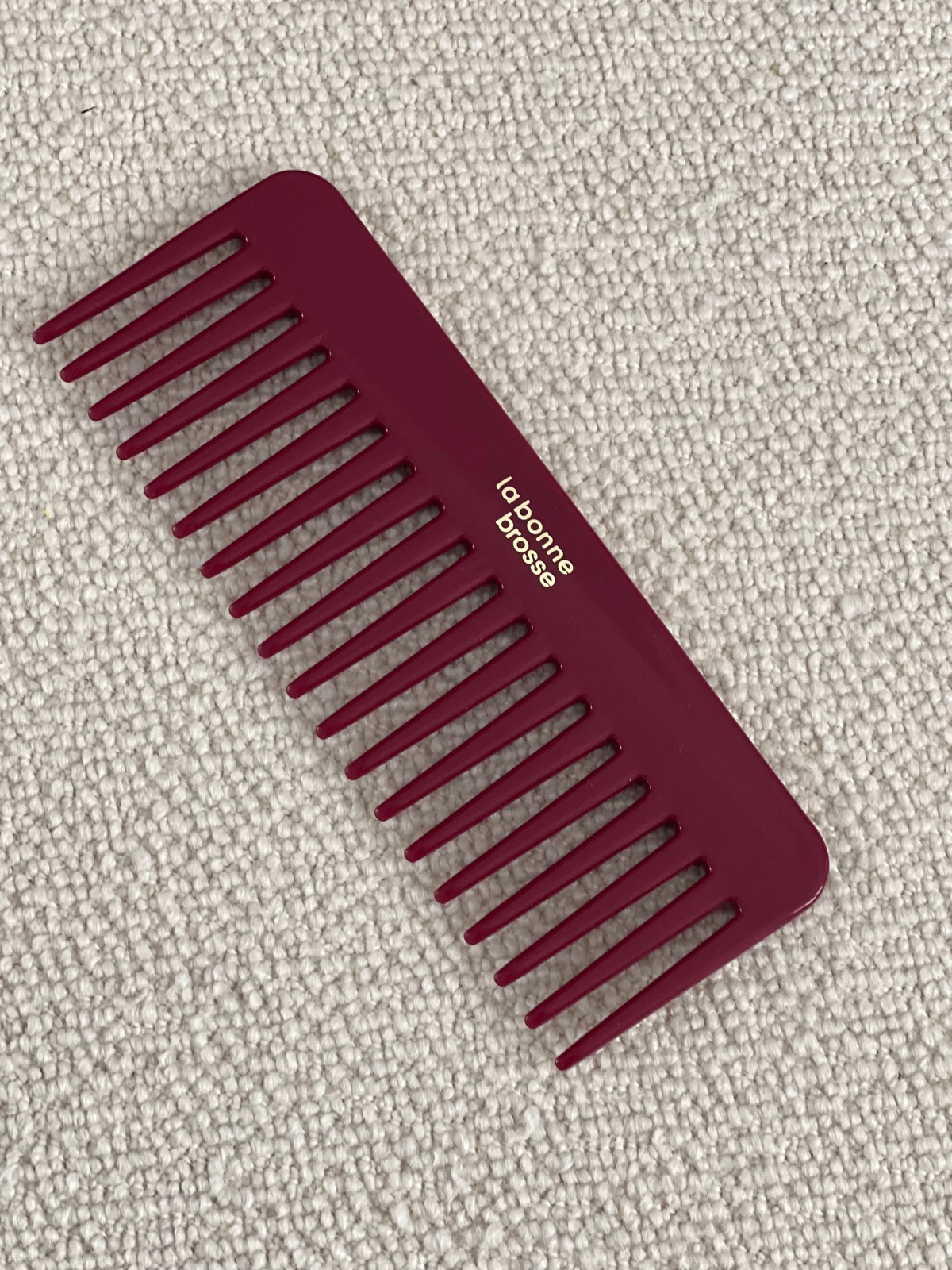 THE EMERALD MAROON ACETATE DETANGLING