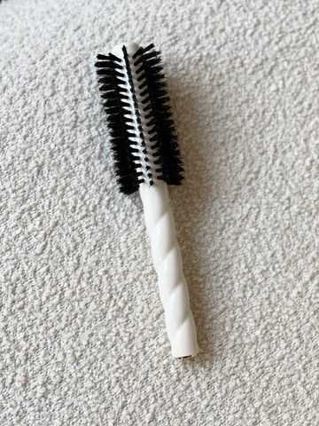 N.05 THE VOLUME & STYLE WHITE Styling Brush