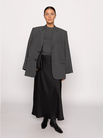 RABEA BLACK COMFY SKIRT